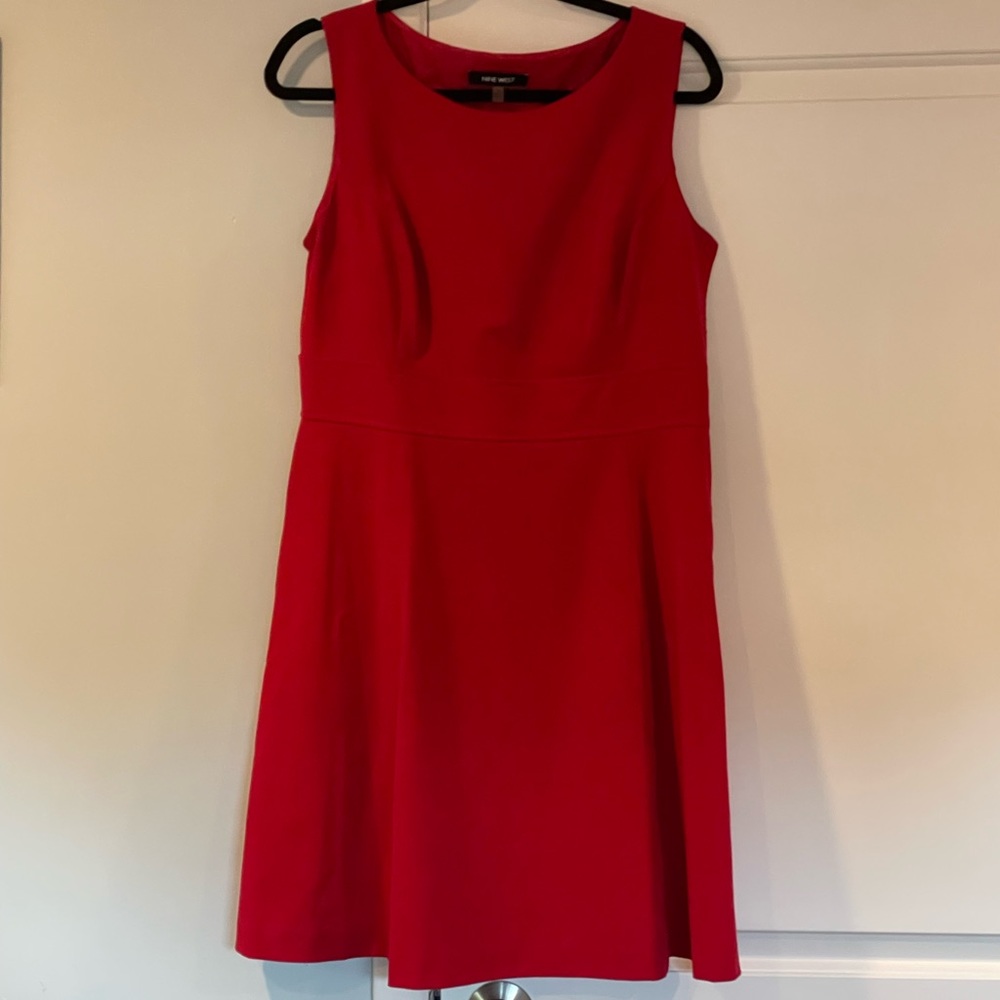 EUC size 10 Nine West red dress.